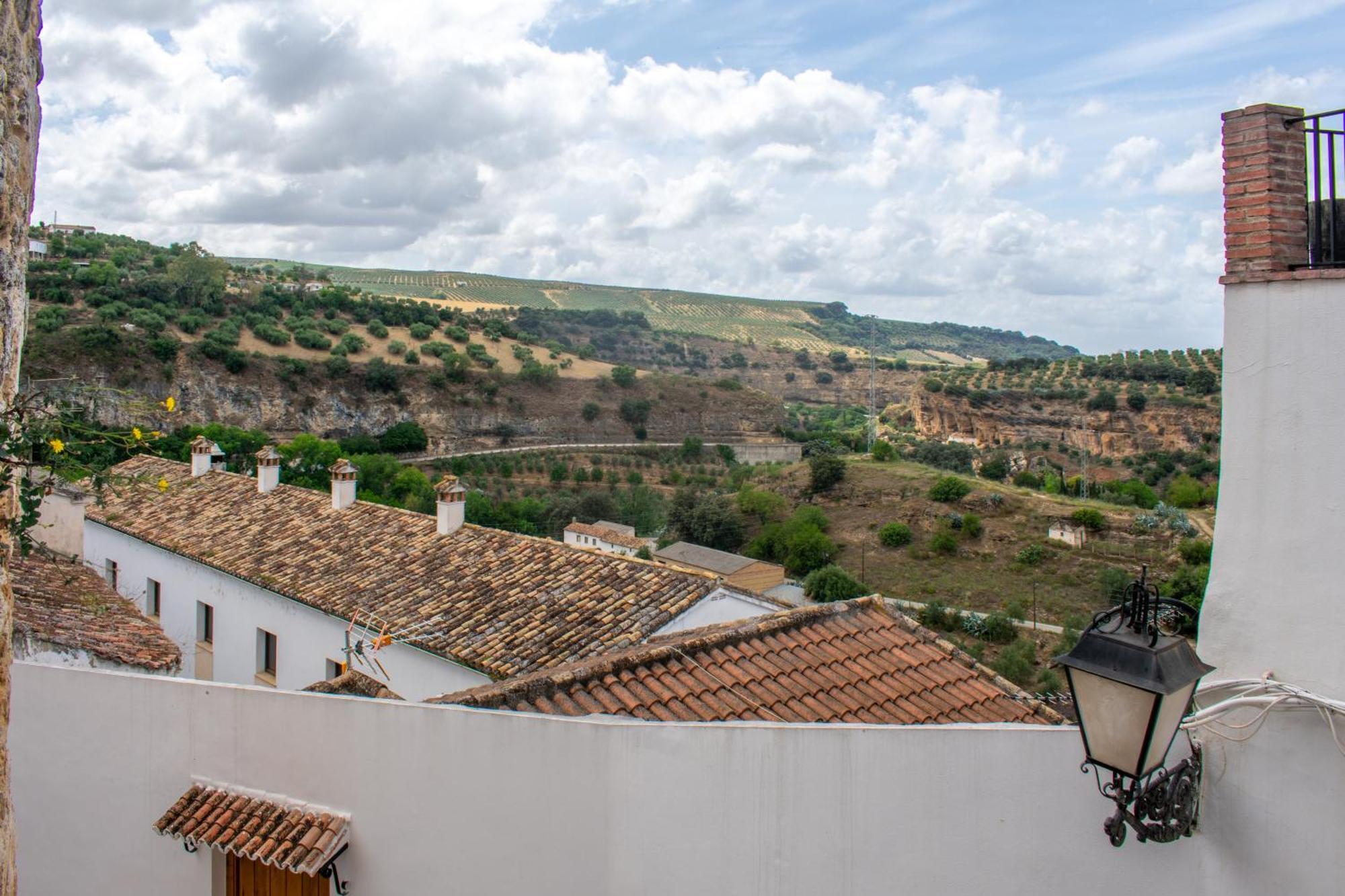 Casa Puerta Arabe Villa Setenil De Las Bodegas Exterior photo